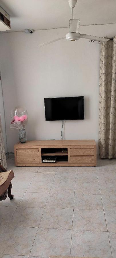 Apartment In Dar Homestay ดาร์เอสซาลาม ภายนอก รูปภาพ