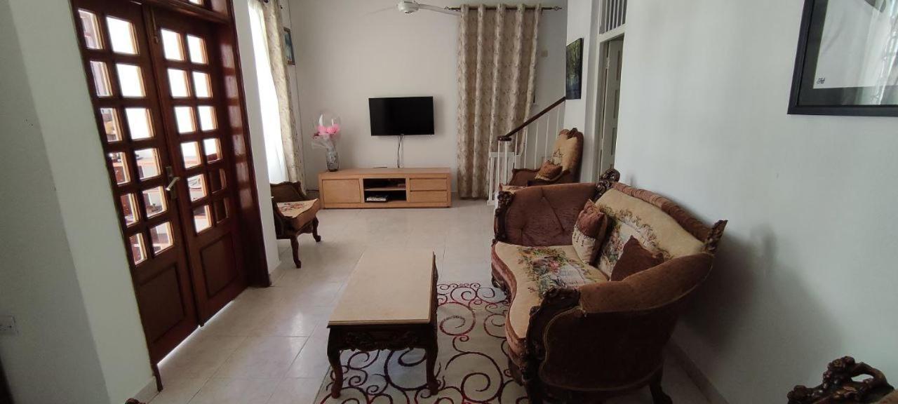 Apartment In Dar Homestay ดาร์เอสซาลาม ภายนอก รูปภาพ